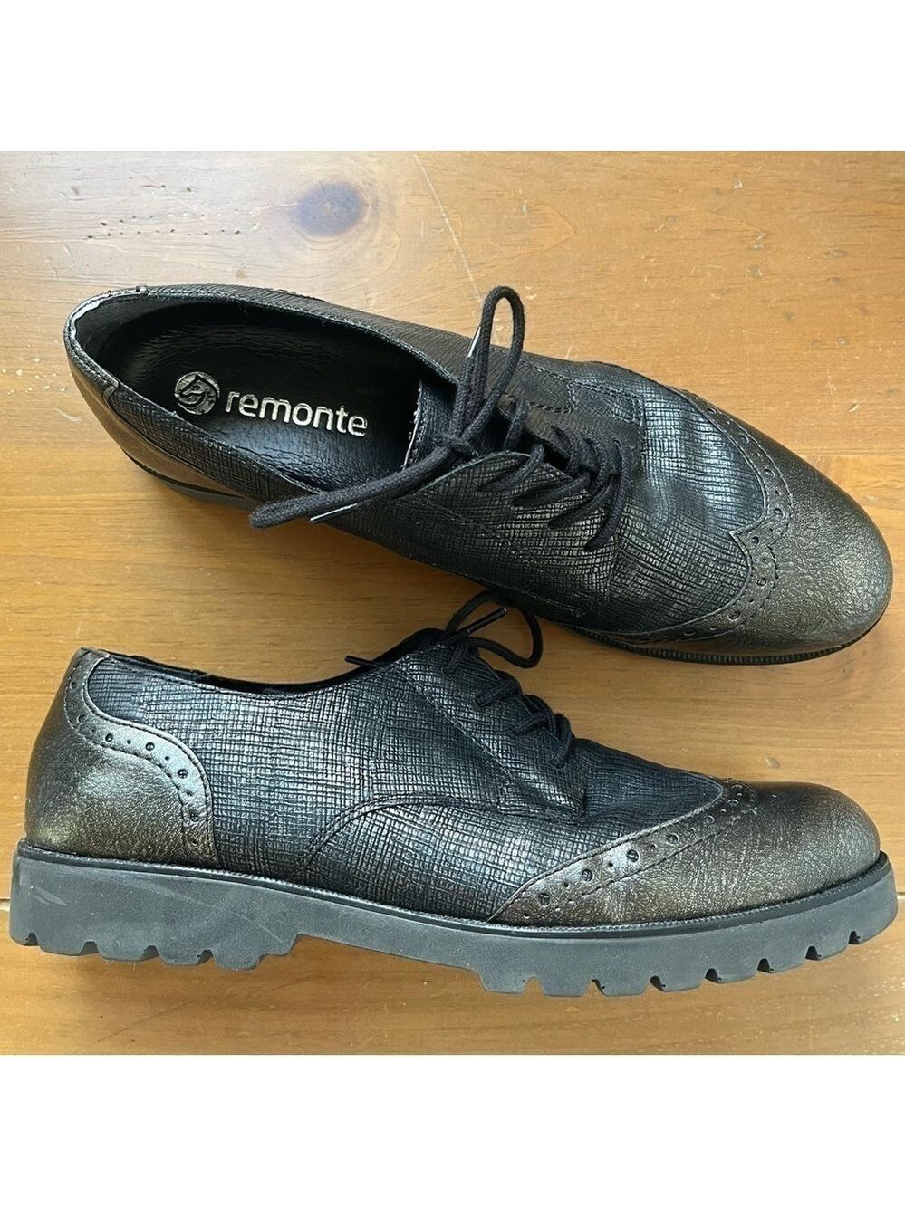 Remonte Women's Metallic Kelani Wingtip Oxford Lace Up Shoe Graphite Bronze 9.5